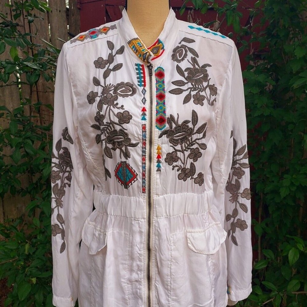 JOHNNY WAS Pete & Greta Floral Embroidered Zip Front Jacket Size Small NWOT